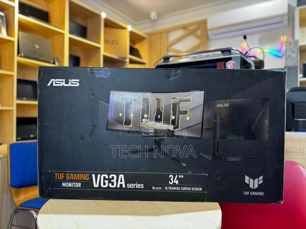 Asus Tuf Curved Gaming Monitor · Photo 1