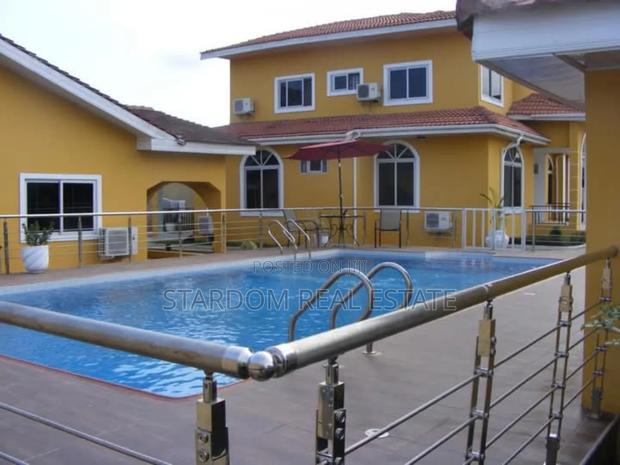 Furnished 5bdrm Mansion in American House for rent · Photo 1