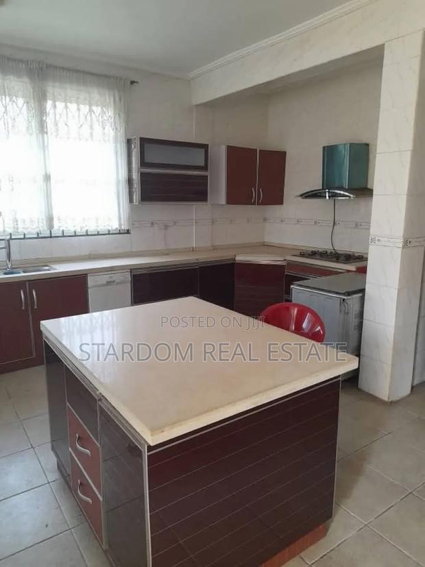 Furnished 5bdrm Mansion in American House for rent · Photo 2