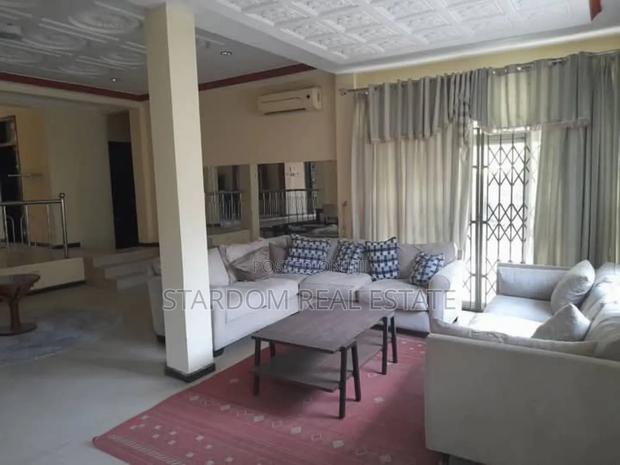 Furnished 5bdrm Mansion in American House for rent · Photo 4