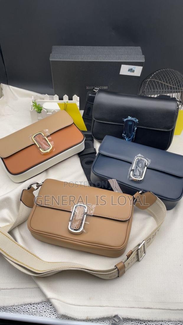 Marc Jacobs Crossbody/ Side Bag · Photo 2