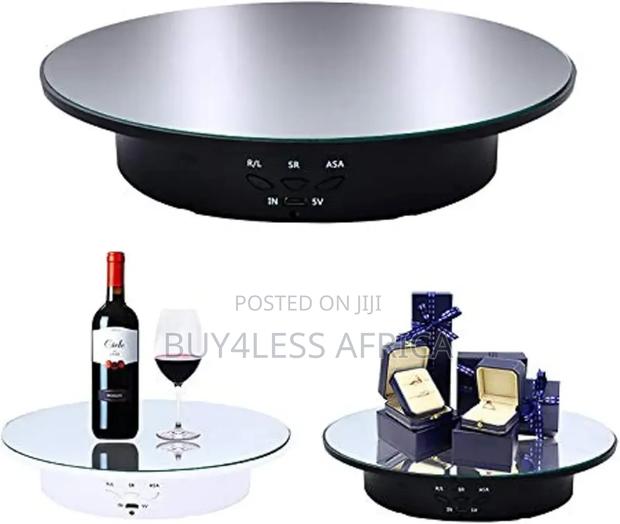 360 Rotating Display Stand · Photo 1