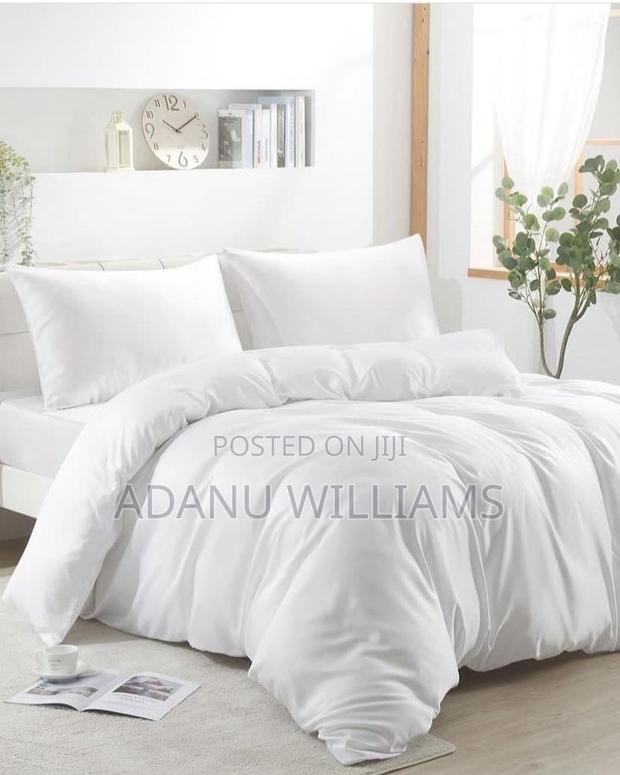 Hotel Luxury Ultra Soft Premium Microfibre Bedsheets Set · Photo 1