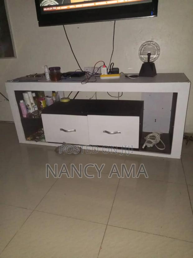 Tv Stand White · Photo 2