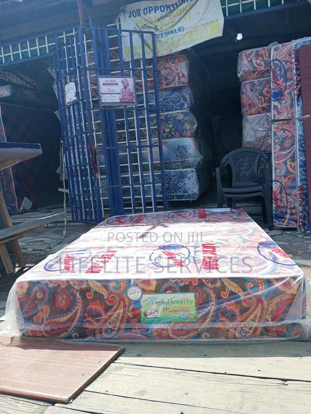 Double Size 12 Inches Mattress/ Latex Foam · Photo 2
