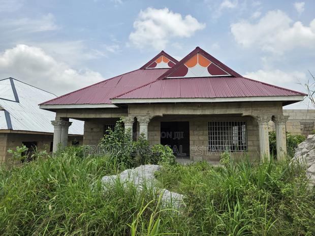 4bdrm House in Fredimens Real, Kumasi Metropolitan for sale · Photo 2