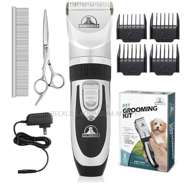 Grooming Set for Hairs N Nails · Photo 3