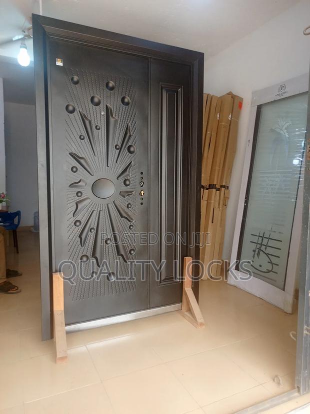 New Elegant Paladin Security Door One and Half · Photo 1