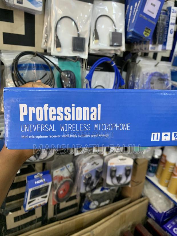 Professional Handhold Universal Wireless Microphone · Photo 4