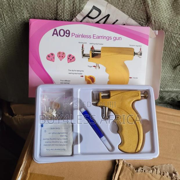 Earring Gun/Piercing Gun · Photo 1