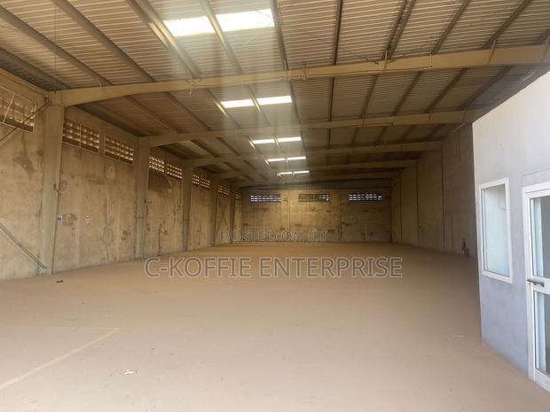 900sqm Warehouse at Tema for Rent · Photo 4