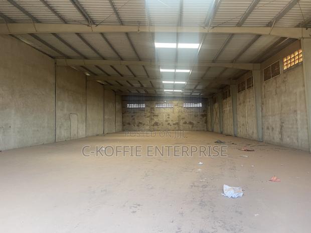 900sqm Warehouse at Tema for Rent · Photo 2