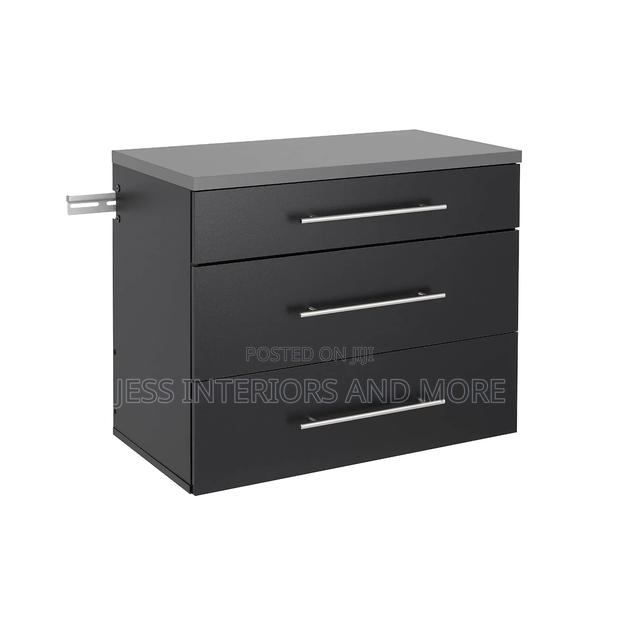 Storage Cabinet (Hangups) · Photo 3