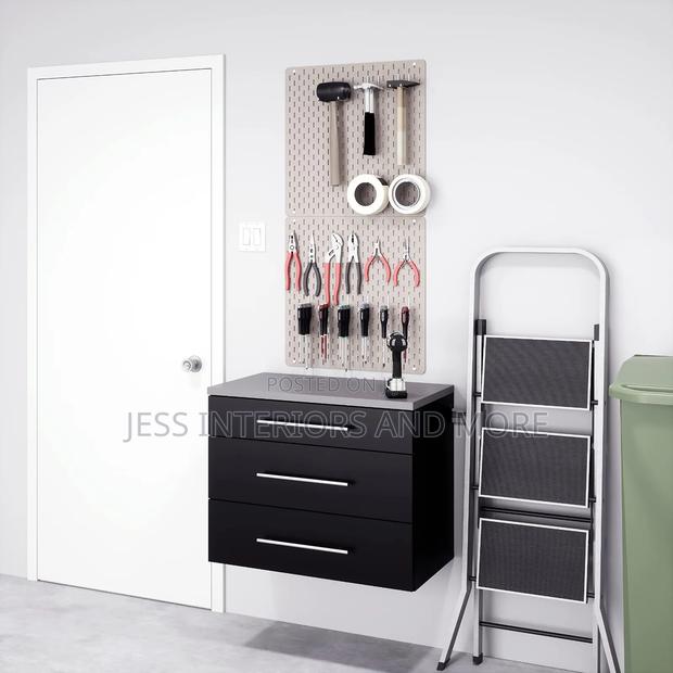 Storage Cabinet (Hangups) · Photo 5