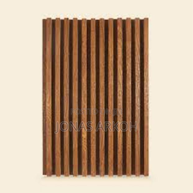 Fluted Panel · Photo 2