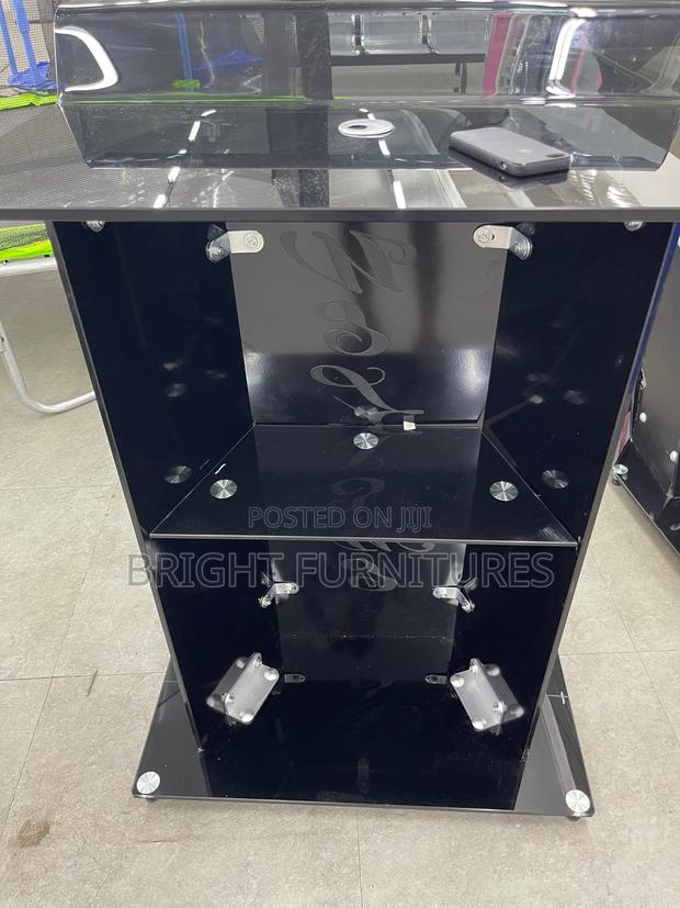 Glass Pulpit Available in Sizes for a Good Price · Photo 4