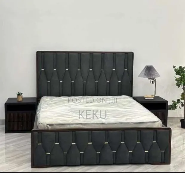 One Block Bed Frame · Photo 1