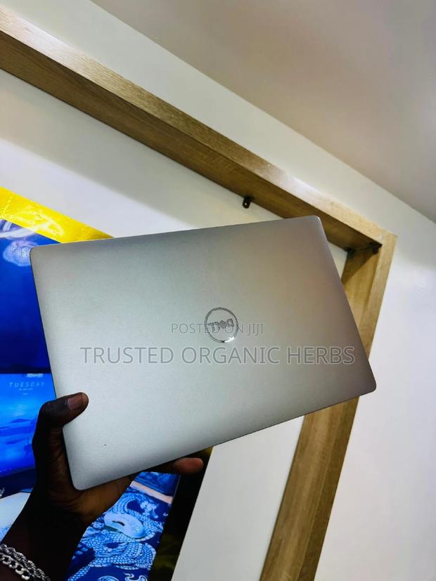 New Laptop Dell Latitude 5510 16GB Intel Core I5 SSD 256GB · Photo 2