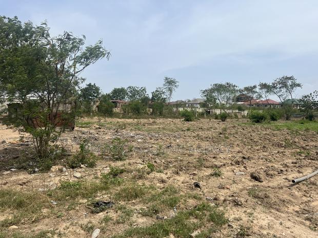 Land for Sale · Photo 2