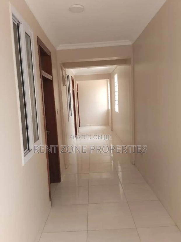 2bdrm Apartment in Rent Zone Properties, Abelemkpe for rent · Photo 5