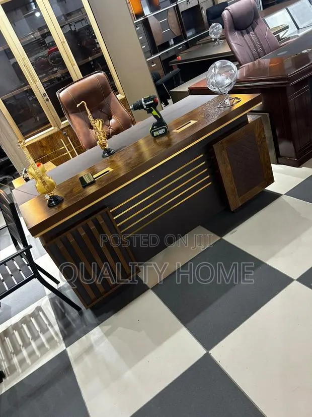Office Table L Shape (Executive) · Photo 1