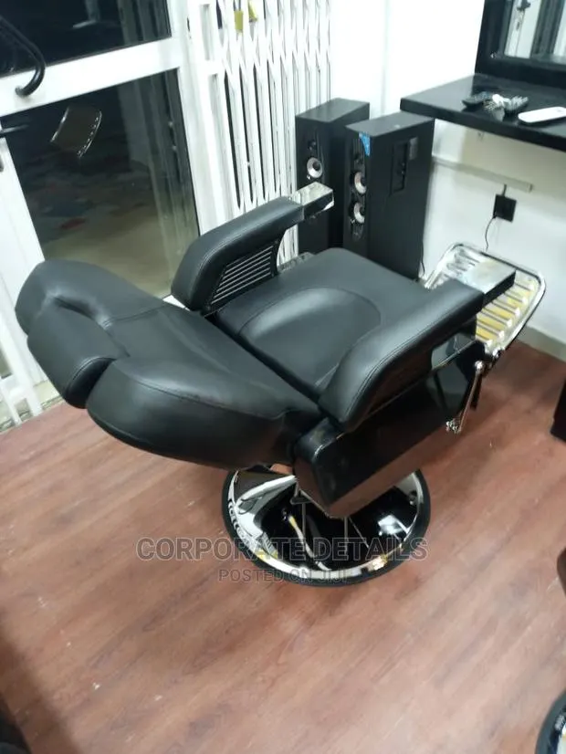 Barbering Chair · Photo 1
