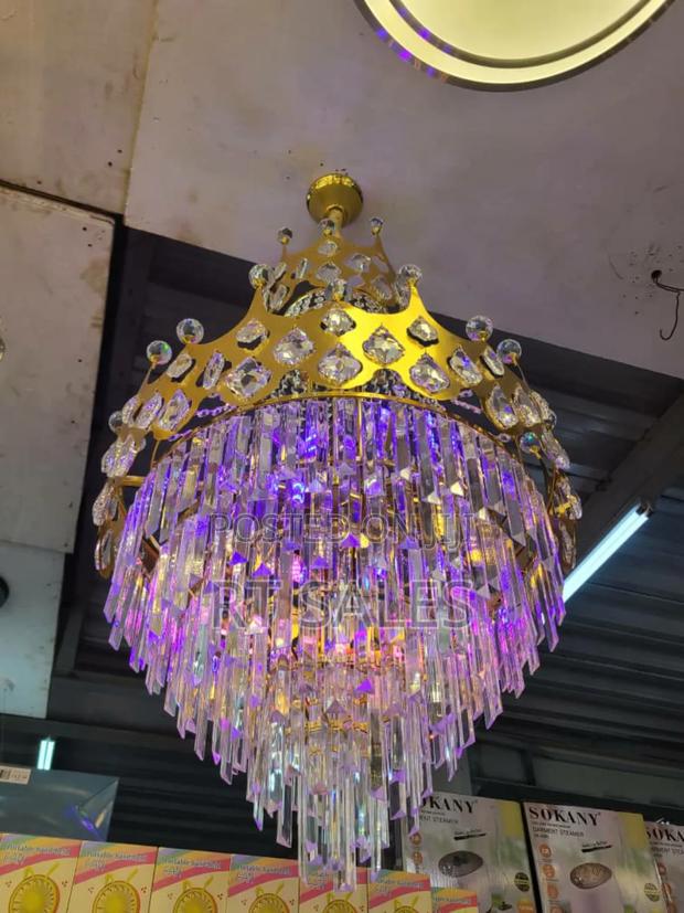 By 600 Size Chandelier Light. · Photo 2