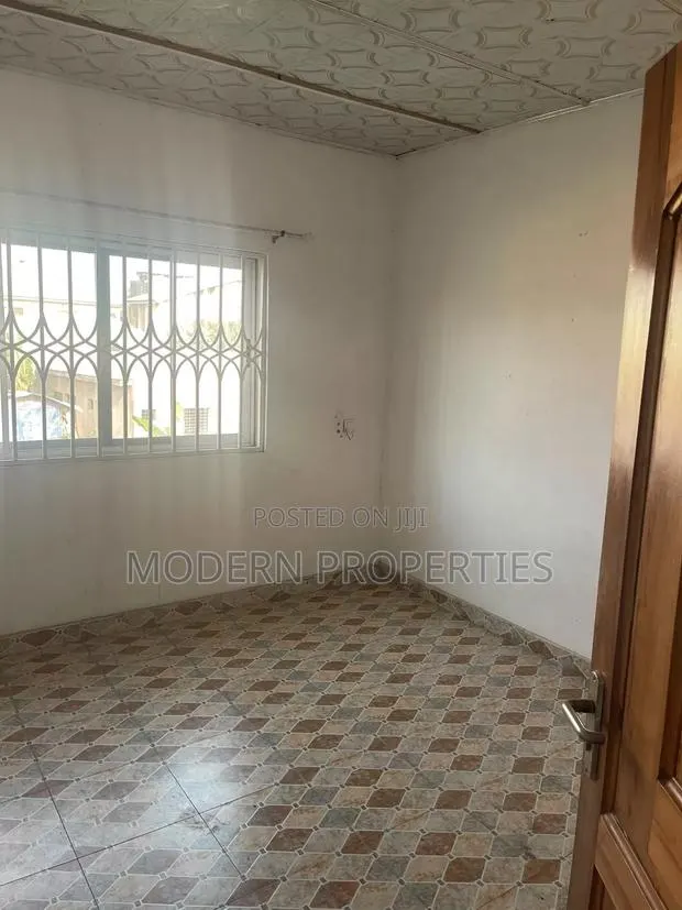 2bdrm Apartment in Modern Properties, New Town for rent · Photo 1