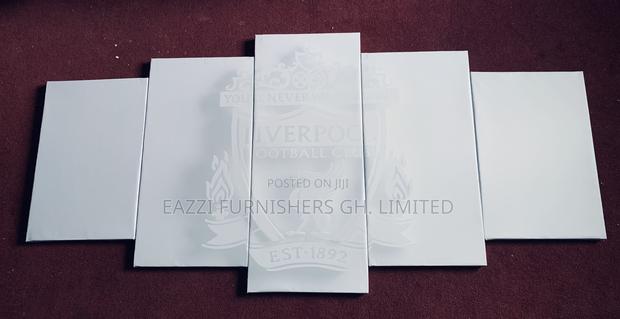 Liverpool Club Football All White Canvas Wall Arts 3d Frame · Photo 1