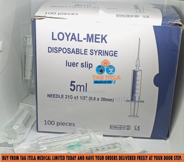 Syringe and Needle (5ml) · Photo 2