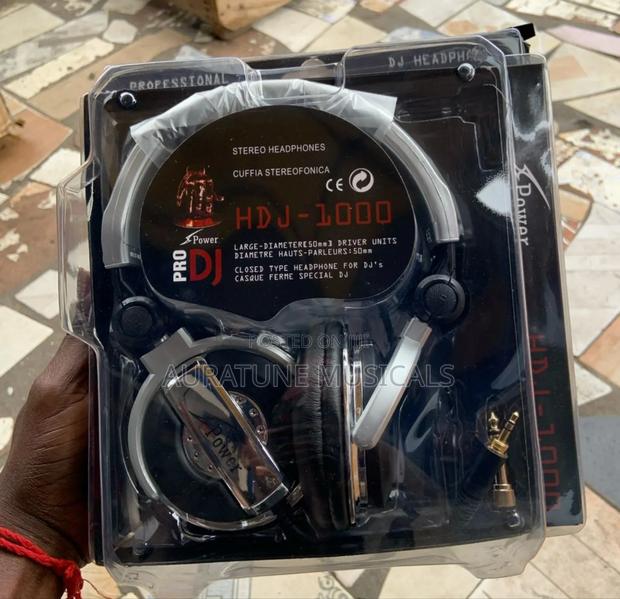 Pioneer HDJ 1000 Headphones · Photo 2
