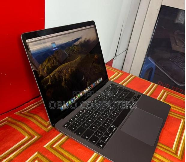 Laptop Apple MacBook Air 8GB Intel Core I5 SSD 256GB · Photo 3