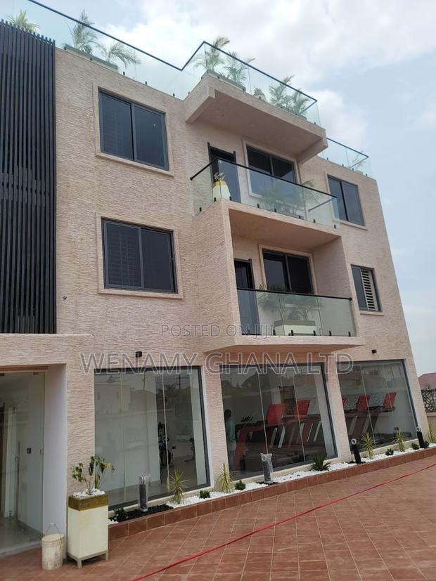 2bdrm Apartment in Cimmunity 25, Tema Metropolitan for rent · Photo 1
