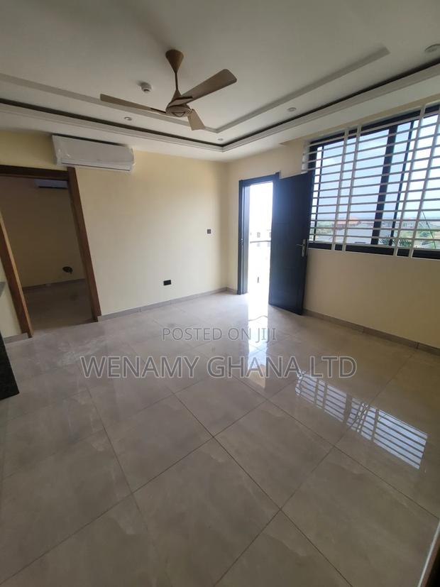 2bdrm Apartment in Cimmunity 25, Tema Metropolitan for rent · Photo 5