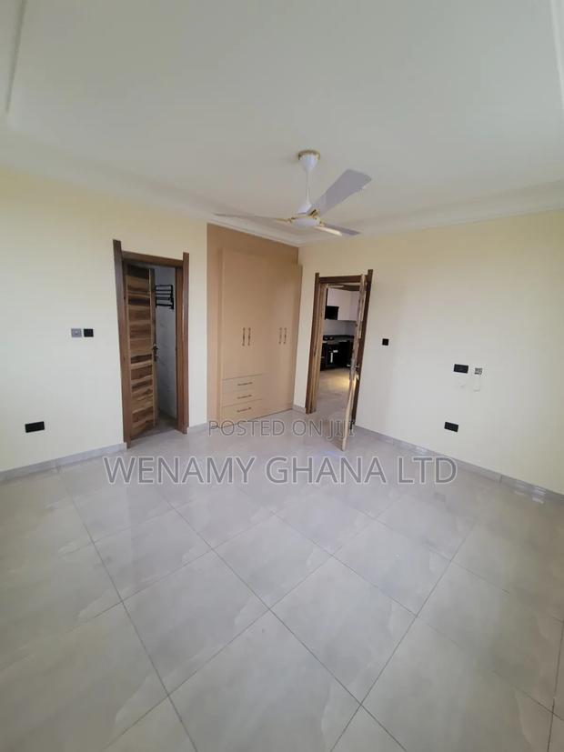 2bdrm Apartment in Cimmunity 25, Tema Metropolitan for rent · Photo 7