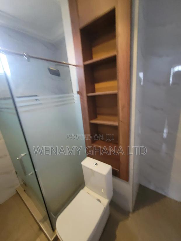2bdrm Apartment in Cimmunity 25, Tema Metropolitan for rent · Photo 8