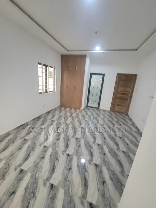 2bdrm Townhouse/Terrace in Community 25, Tema Metropolitan for sale · Photo 5