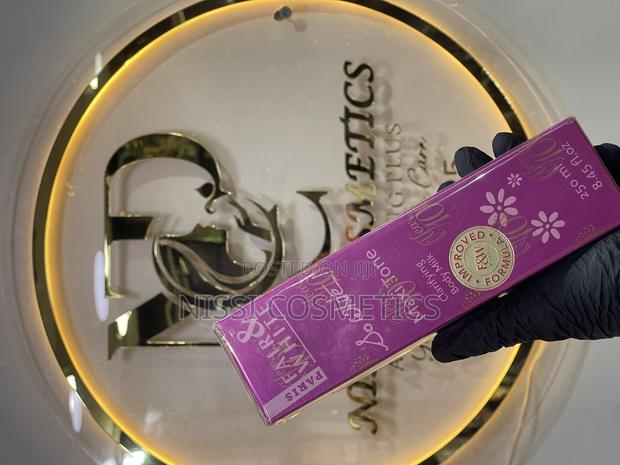 Fair White Maxitone Lotion · Photo 1