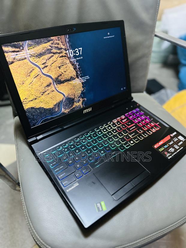 Laptop MSI GL63 8RC 16GB Intel Core i7 HDD+SSD 128GB · Photo 1