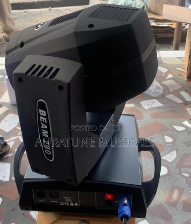 Beam 230 Moving Head Light · Photo 1