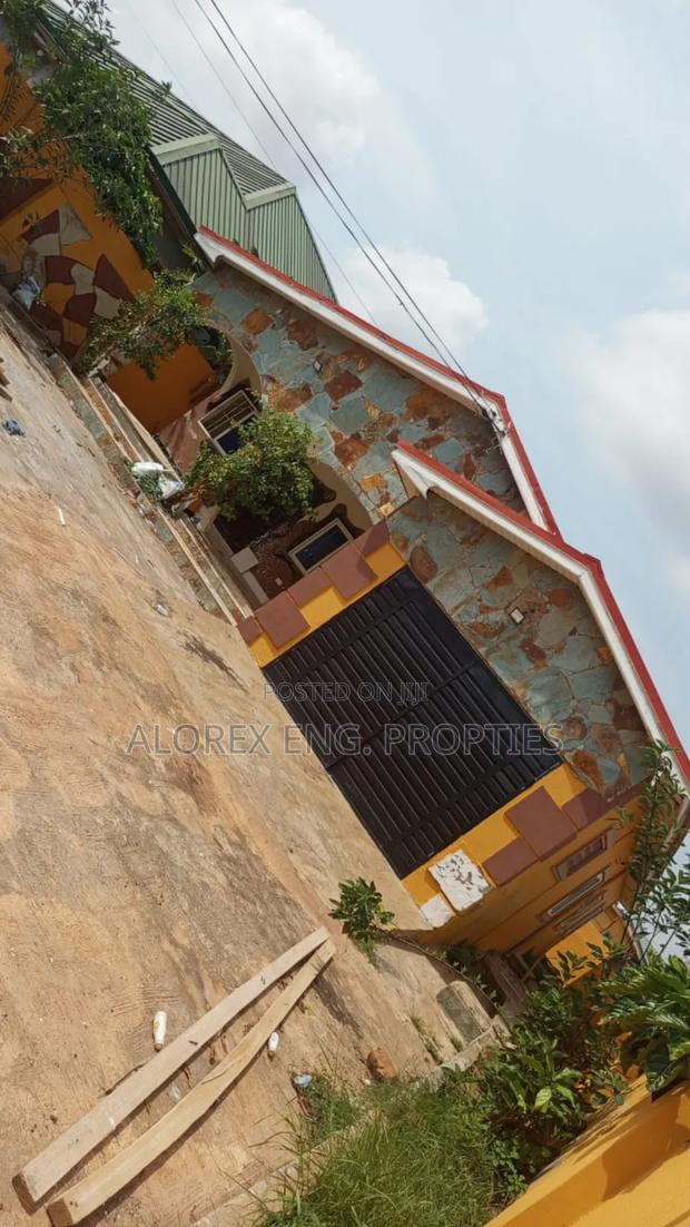4bdrm House in Self Compound, Oyarifa for rent · Photo 1