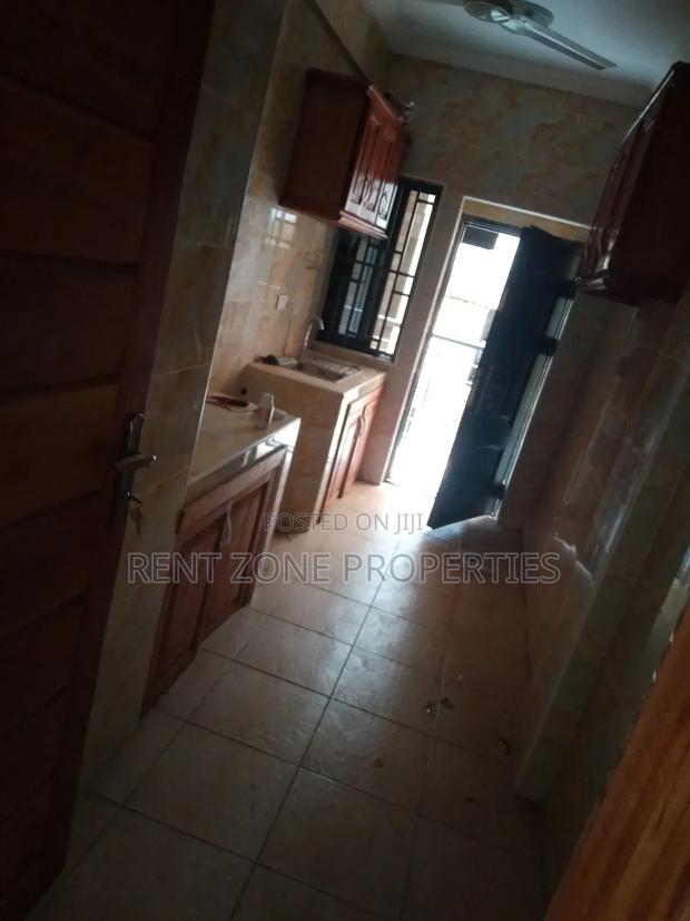 2bdrm Apartment in Rent Zone Properties, Ofankor for rent · Photo 6