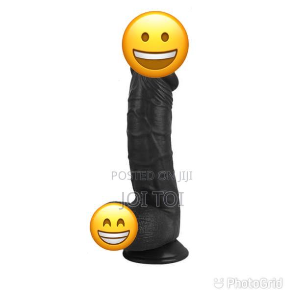Thick Silicon Dildo · Photo 1