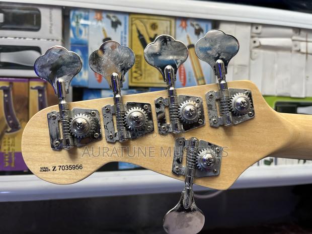 Ibanez Passive Bass Guitar (Blue Black) · Photo 2