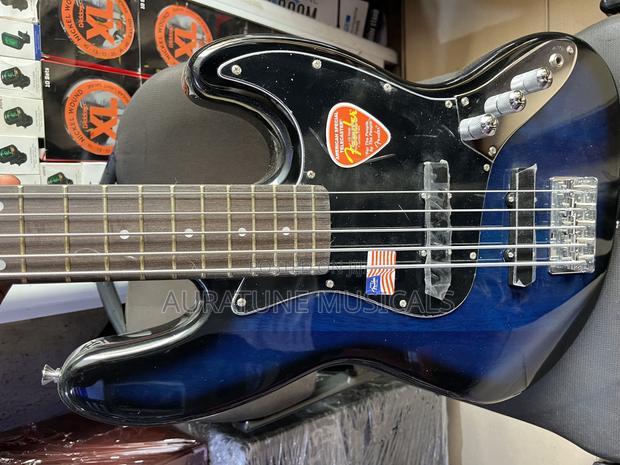 Ibanez Passive Bass Guitar (Blue Black) · Photo 6