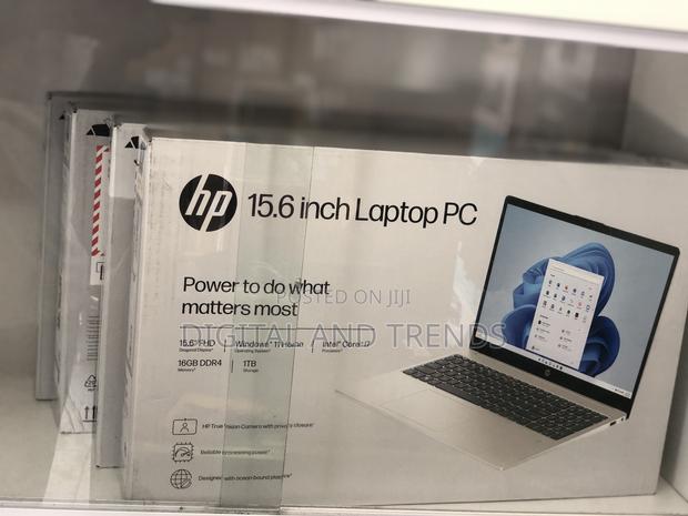 New Laptop HP 15 8GB Intel Core I3 SSD 256GB · Photo 1