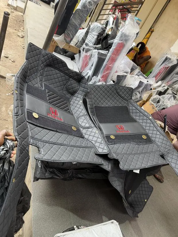 Honda Accord 2018 2019 2020 D/7d Inner Floor Carpet/Mat · Photo 1