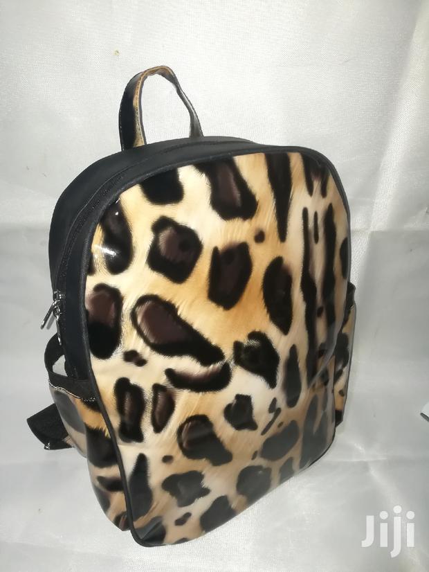 Tiger Design Backpack · Photo 2