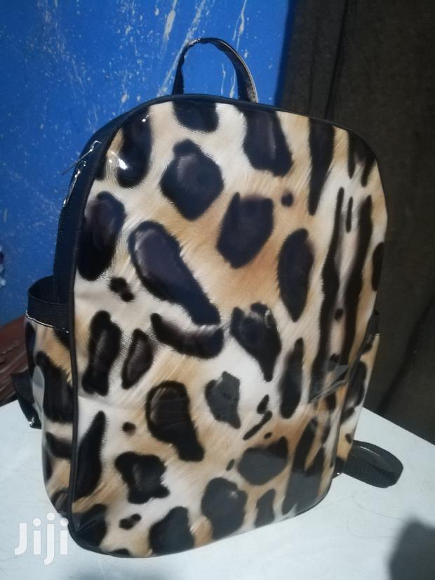 Tiger Design Backpack · Photo 4