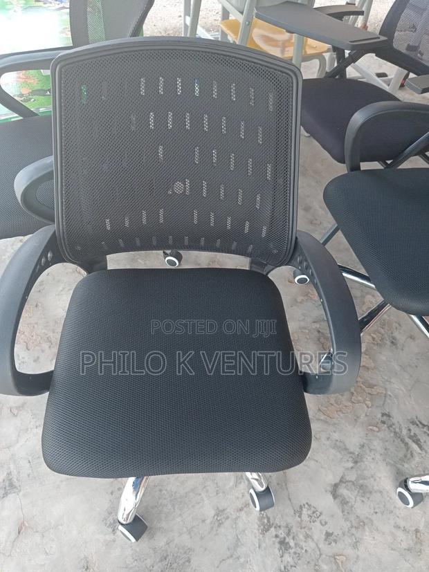 Adjustachair · Photo 1